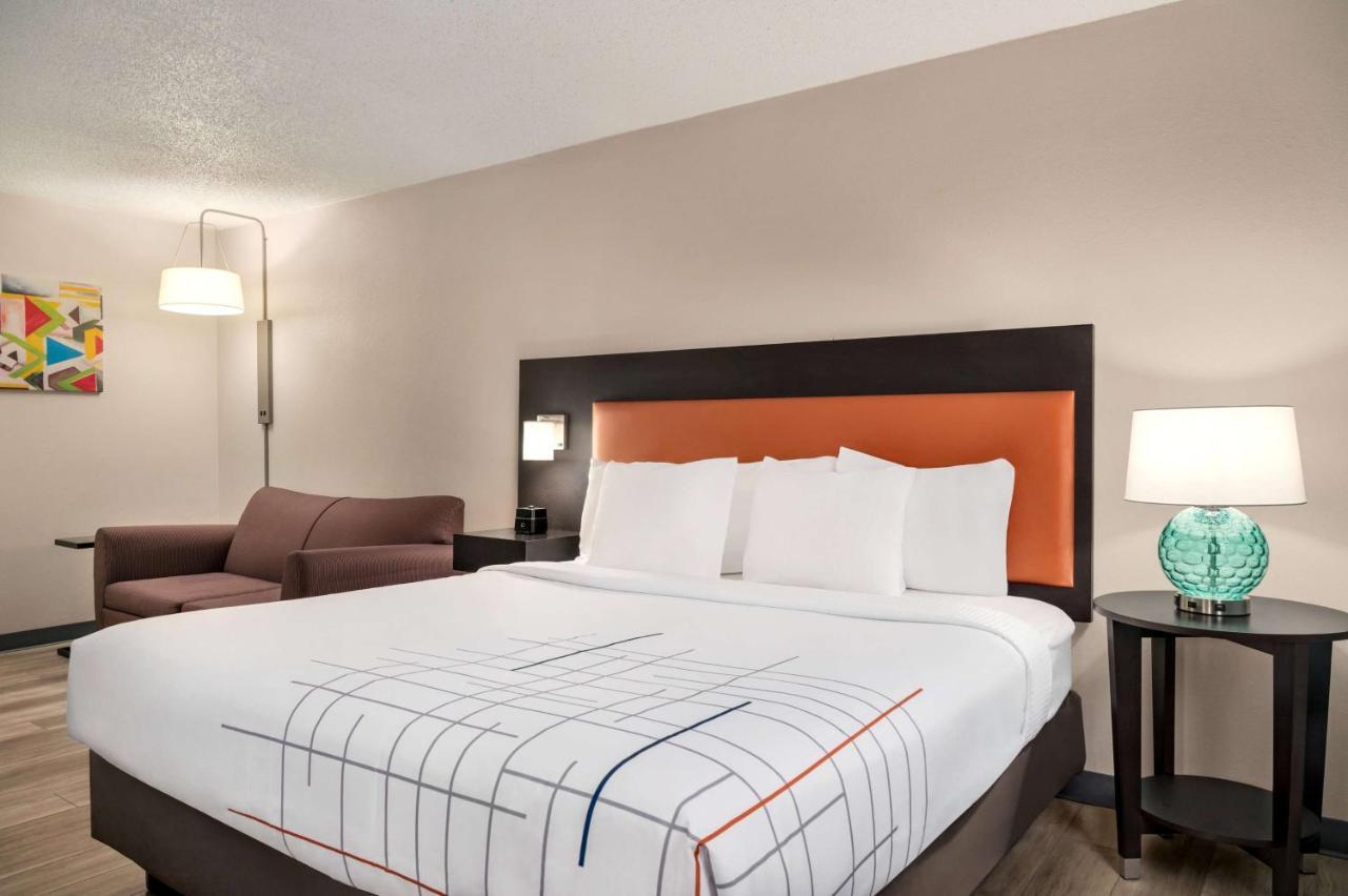 La Quinta Inn By Wyndham Columbus Airport Area מראה חיצוני תמונה
