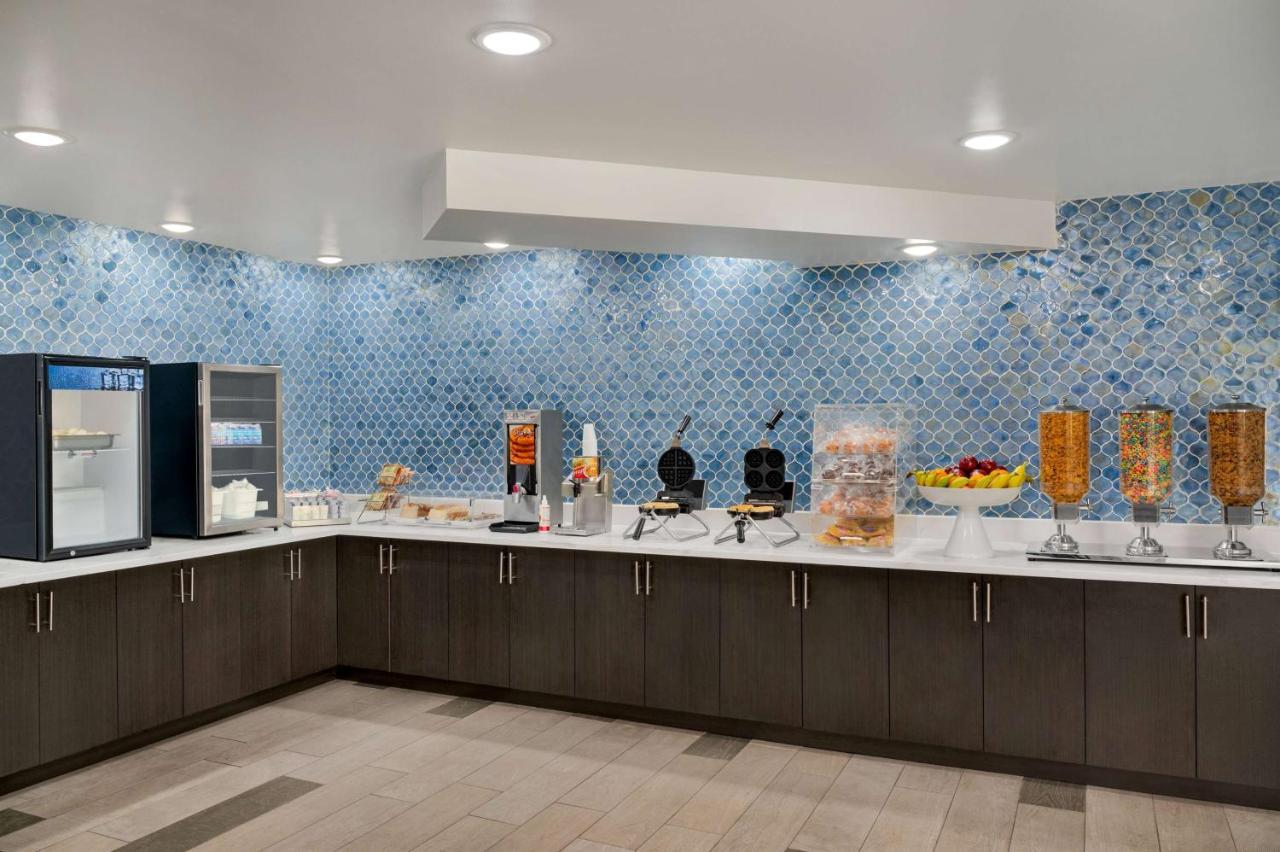 La Quinta Inn By Wyndham Columbus Airport Area מראה חיצוני תמונה
