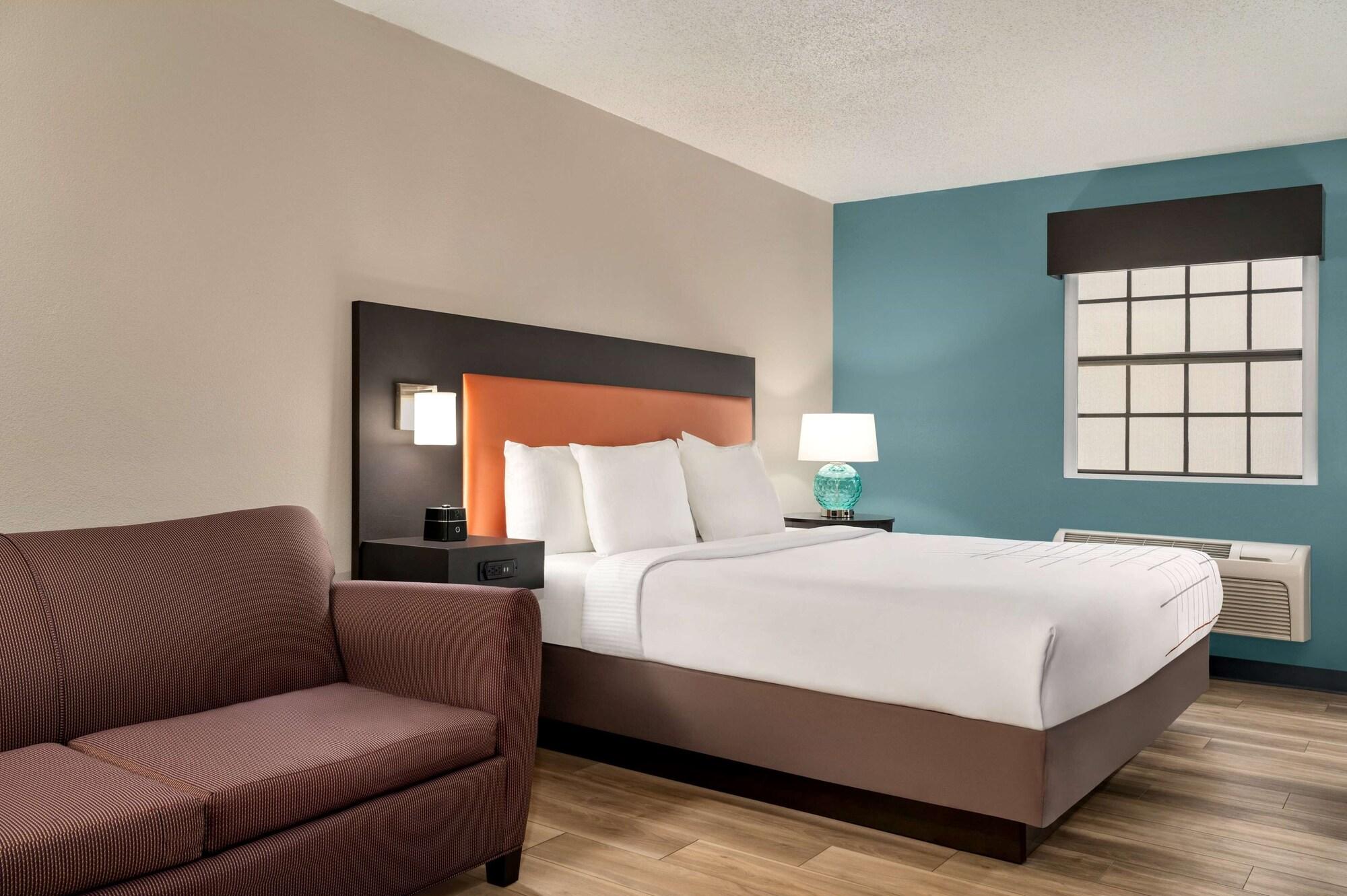 La Quinta Inn By Wyndham Columbus Airport Area מראה חיצוני תמונה